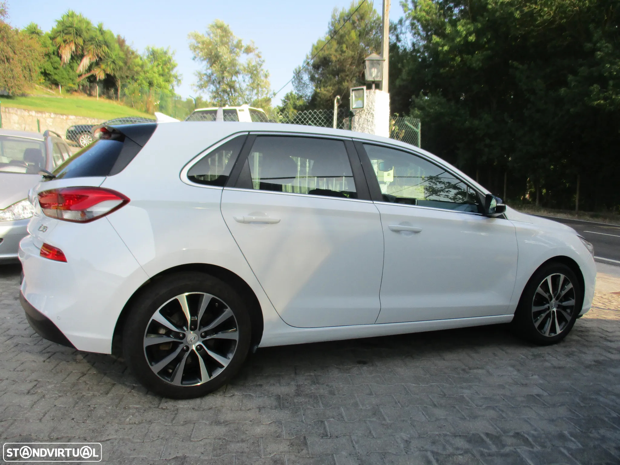 Hyundai i30 1.6 CRDI Comfort+Navi - 5