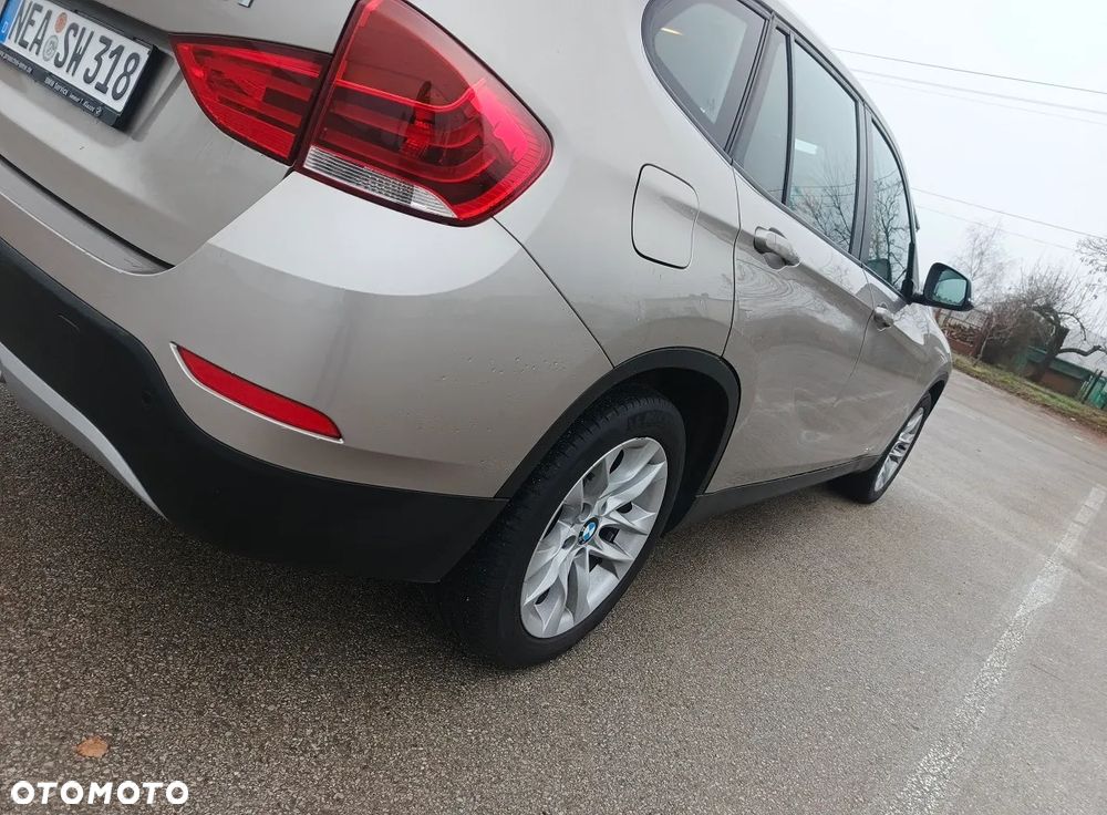BMW X1 sDrive18i Sport Line - 11