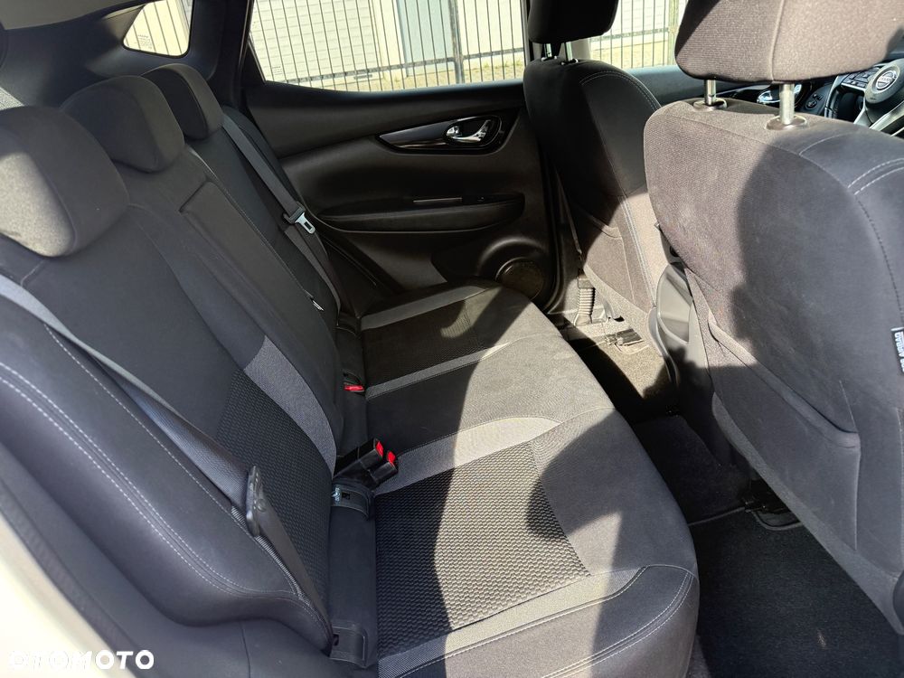 Nissan Qashqai 1.3 DIG-T Acenta - 13