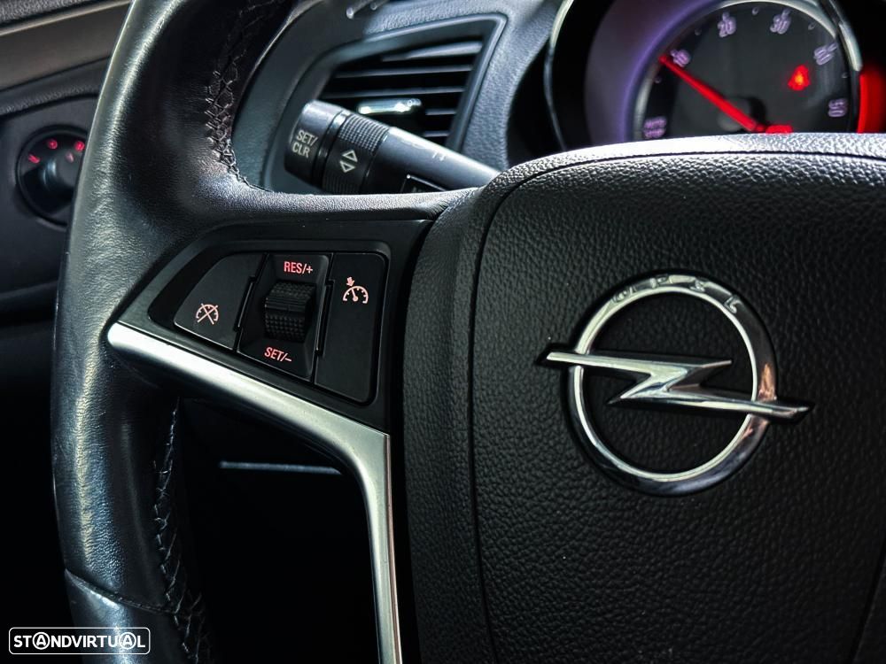 Opel Insignia - 39