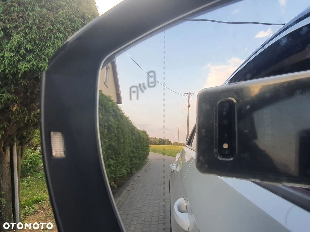 Volkswagen T-Roc 1.0 TSI Advance - 22