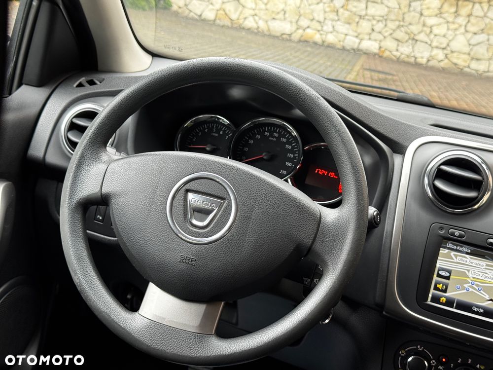 Dacia Sandero 1.2 16V Laureate - 16