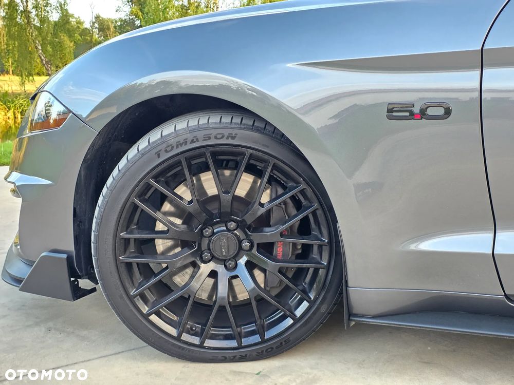 Ford Mustang - 5