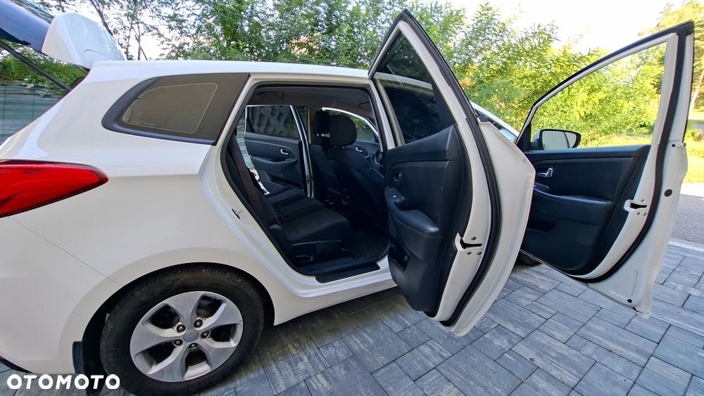 Kia Carens 1.7 CRDi XL 7os - 6