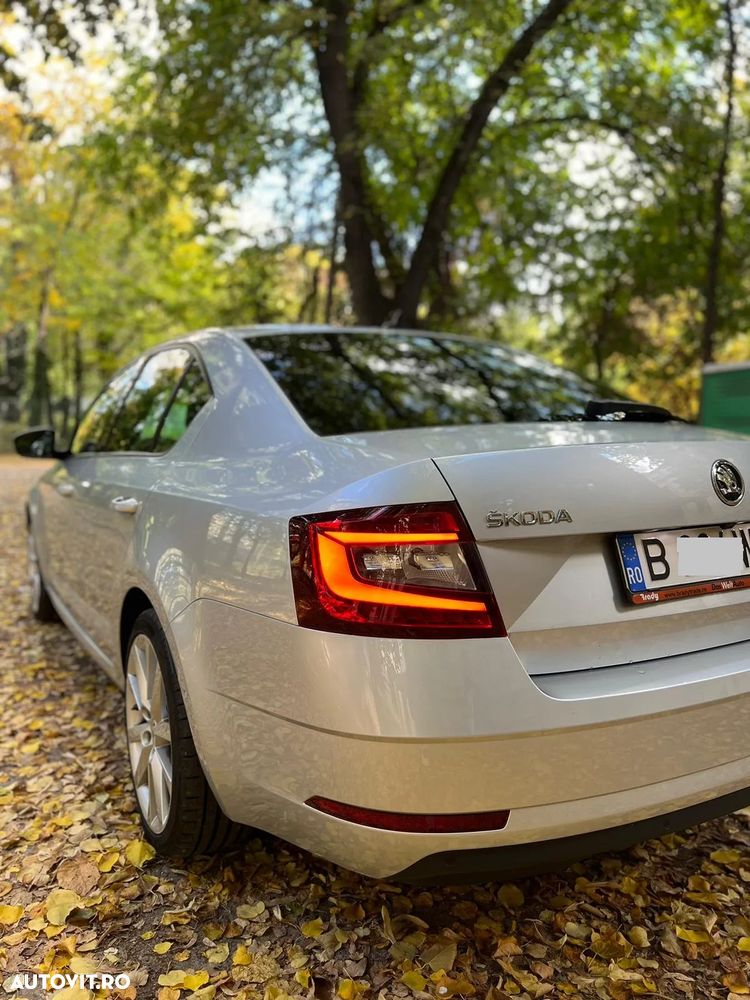 Skoda Octavia 2.0 TDI DSG 4X4 Style - 5