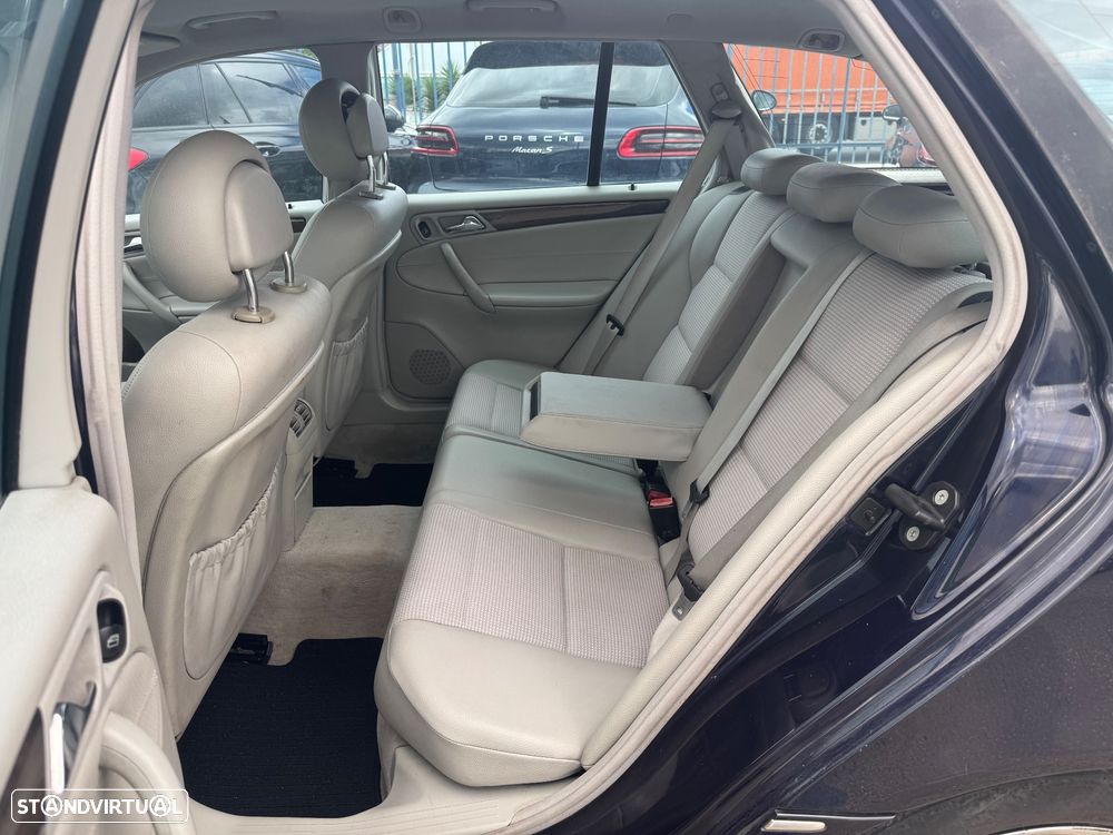 Mercedes-Benz C 220 CDI Auto Avantgarde DPF - 11
