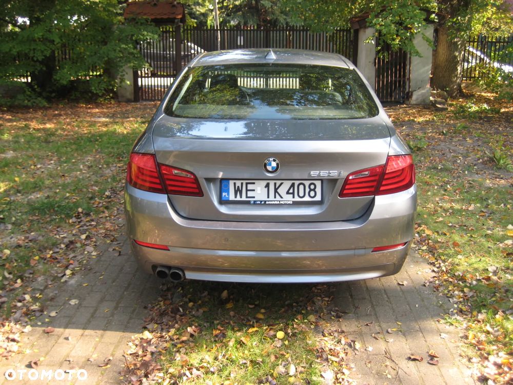 BMW F10 2011 photo 5