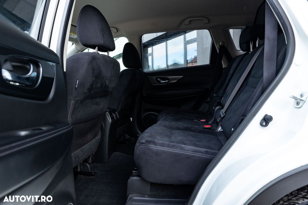 Nissan X-Trail 1.6 dCi ALL-MODE 4x4i N-Connecta - 19