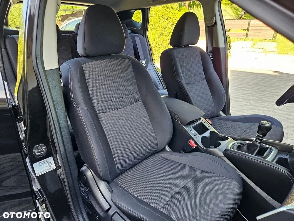 Nissan Qashqai - 12