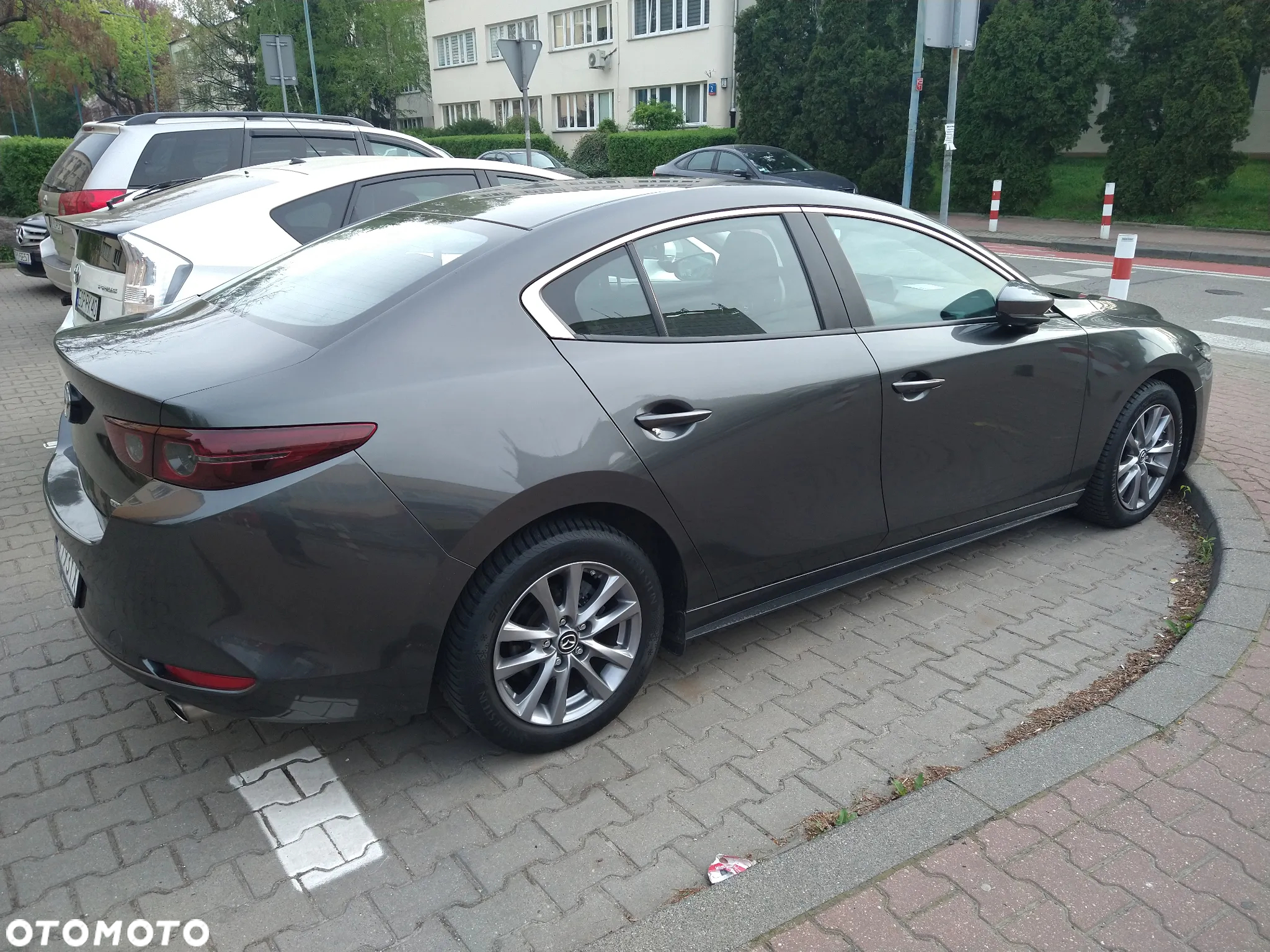 Mazda 3 - 4