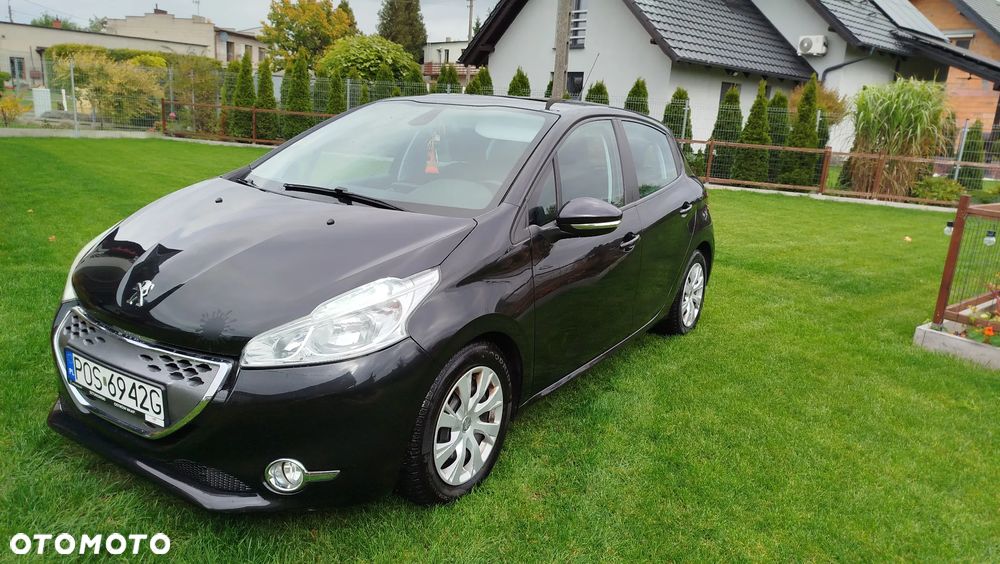 Peugeot 208 - 2