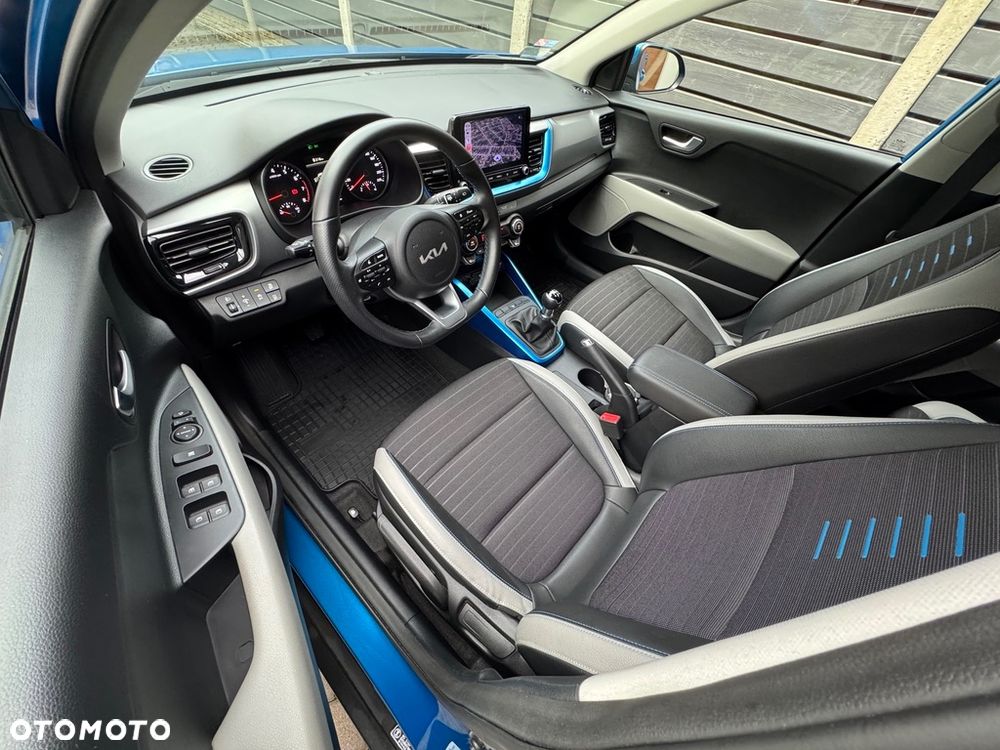 Kia Stonic 1.2 L - 11