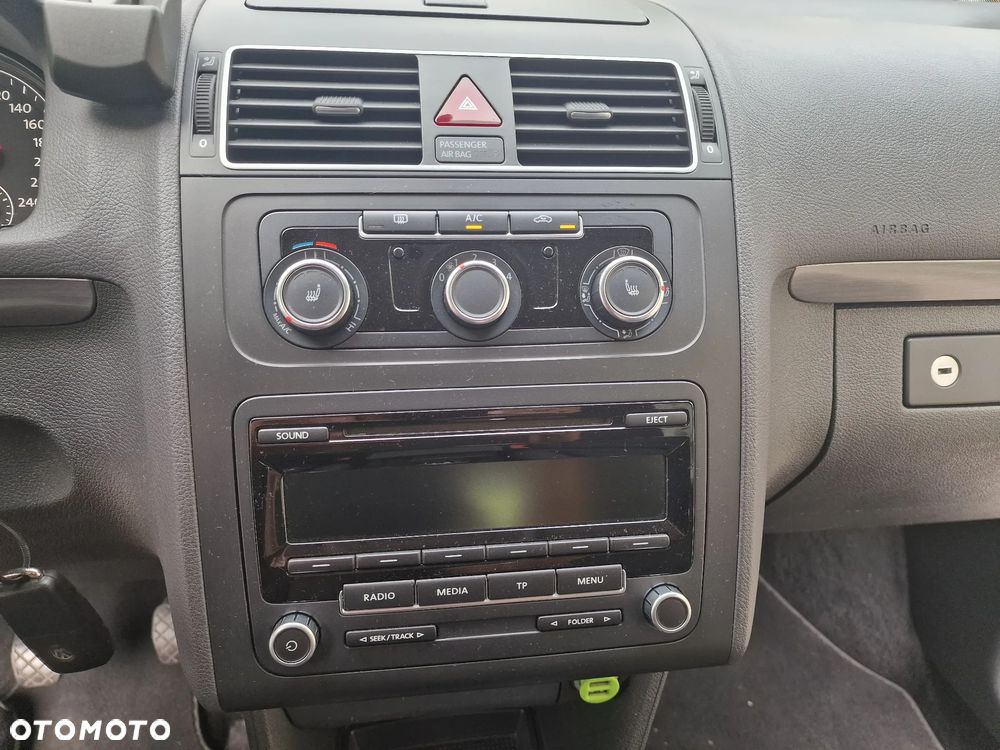Volkswagen Touran 2.0 TDI DPF Comfortline Perfectline - 15