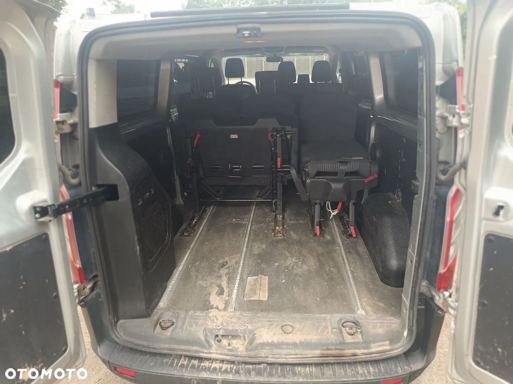 Ford Transit Custom 310 L2H1 Limited - 8
