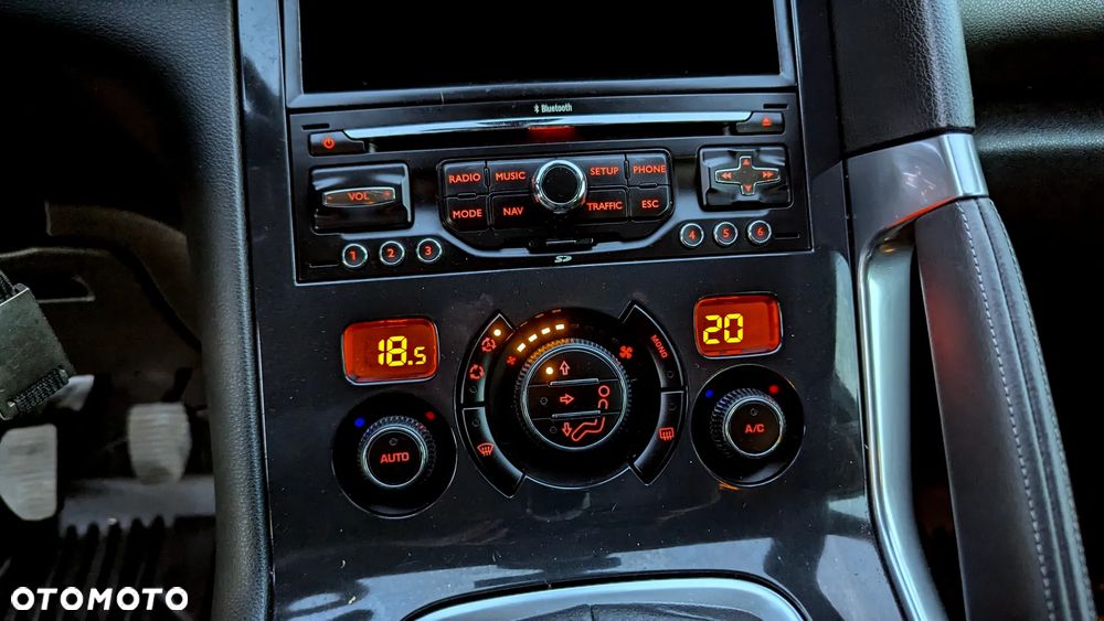 Peugeot 3008 1.6 Premium - 37