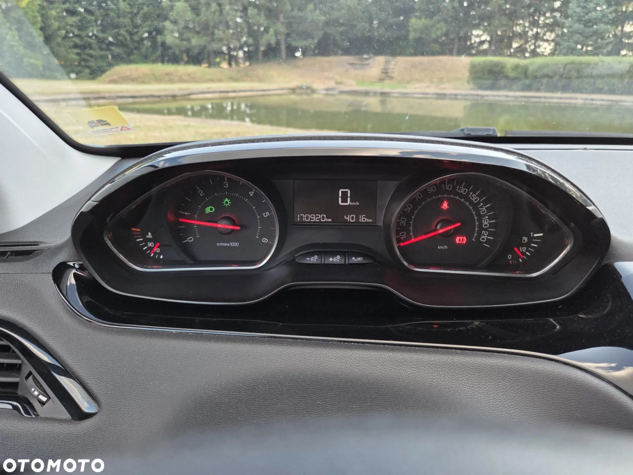 Peugeot 208 1.4 HDi Active - 9