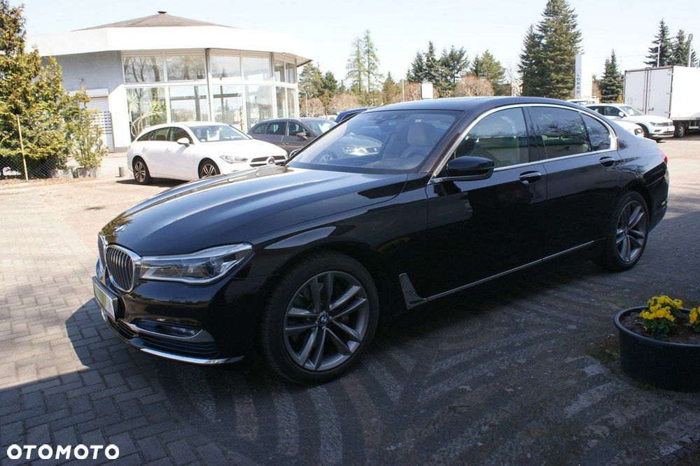 BMW Seria 7 - 21