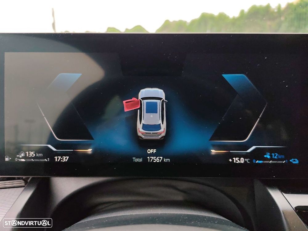 BMW 530 e Pack Desportivo M - 21