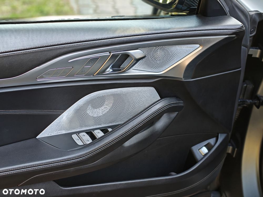 BMW Seria 8 - 27
