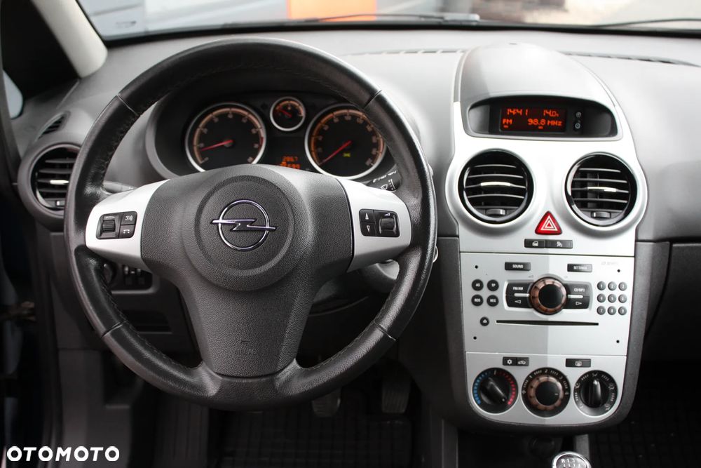 Opel Corsa 1.2 16V Graphite - 24