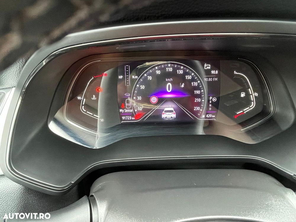 Renault Captur MHEV 140 EDC Techno - 8