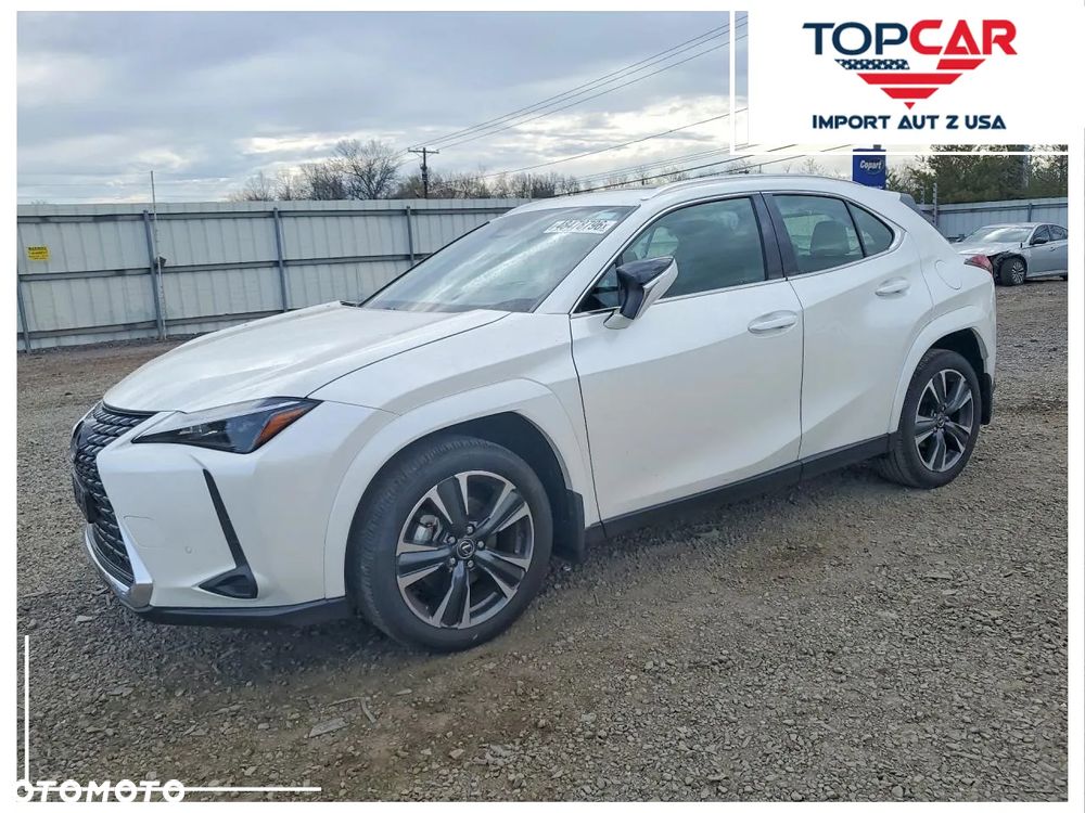 Lexus UX - 1