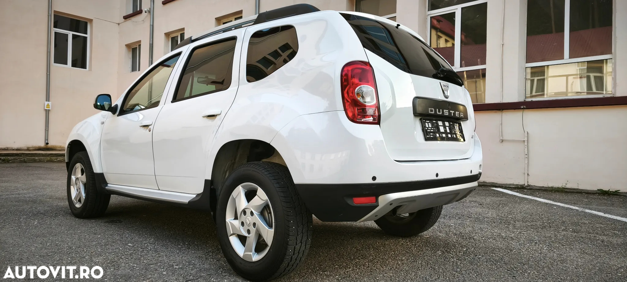Dacia Duster dCi 110 FAP 4x2 Laureate - 7