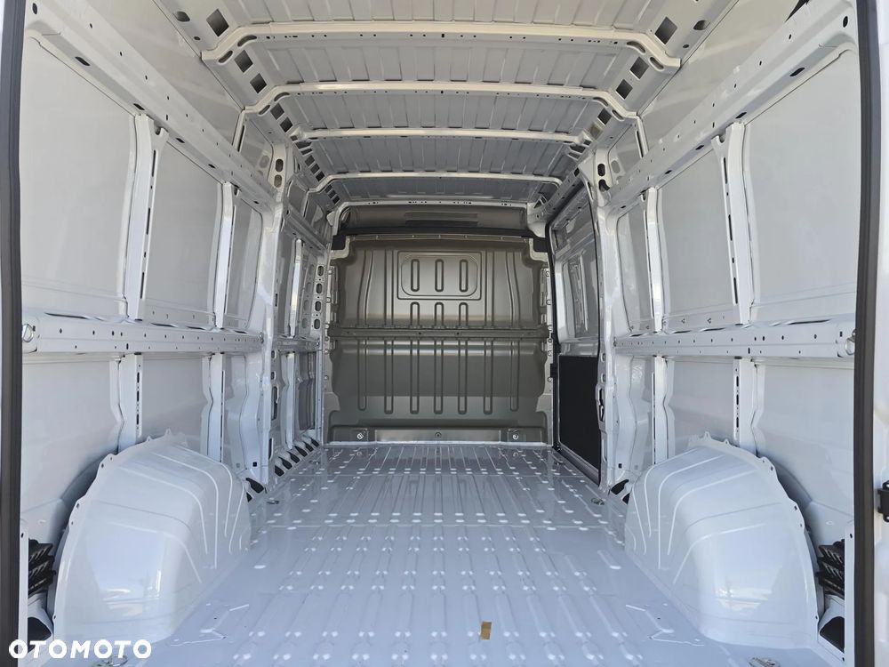 Opel Movano L3H2 140KM - 13