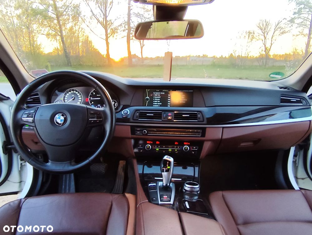 BMW Seria 5 520d - 9