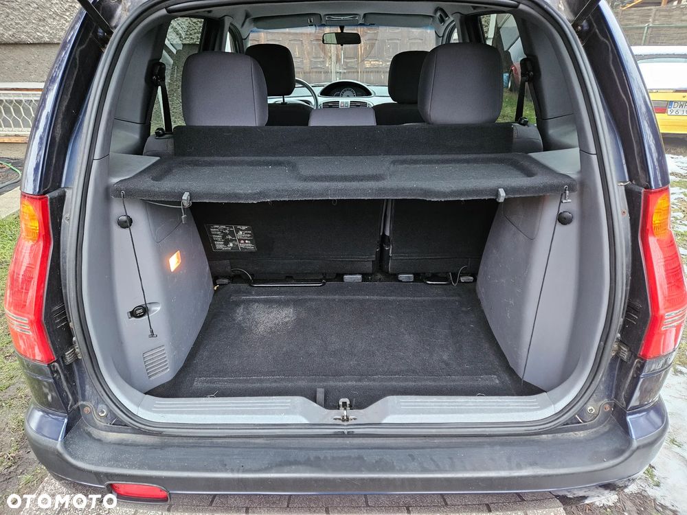 Hyundai Matrix 1.6 GLS - 6