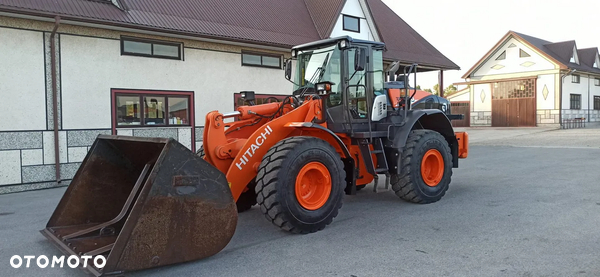 Hitachi ZW220-6