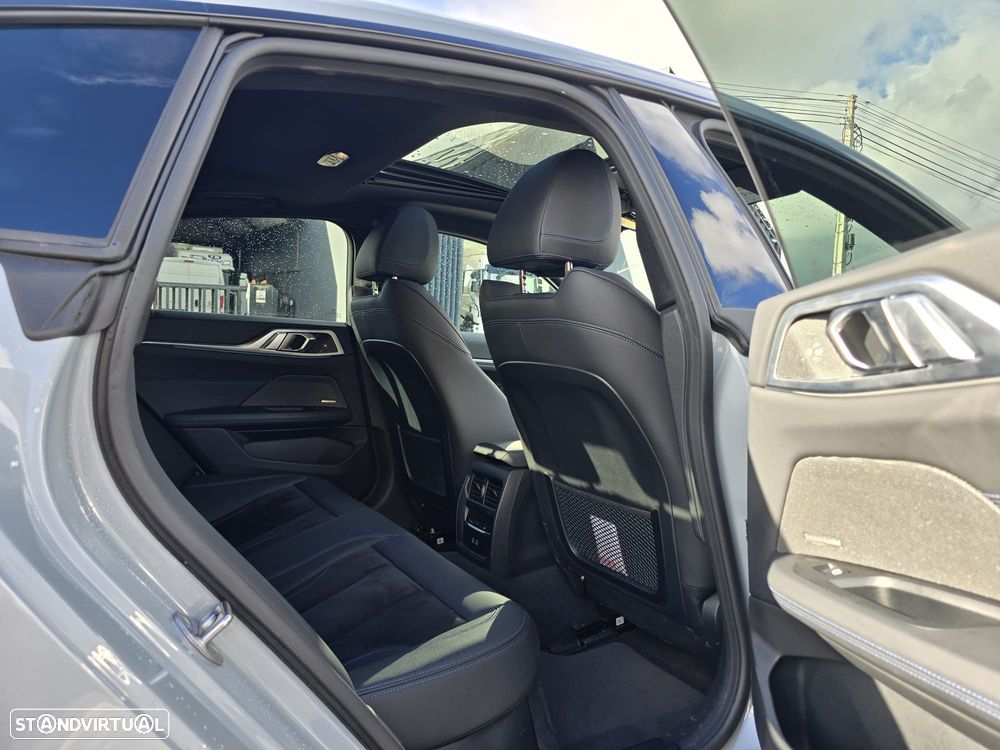 BMW i4 eDrive40 Pack Desportivo M - 8