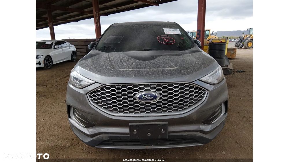 Ford Edge - 3
