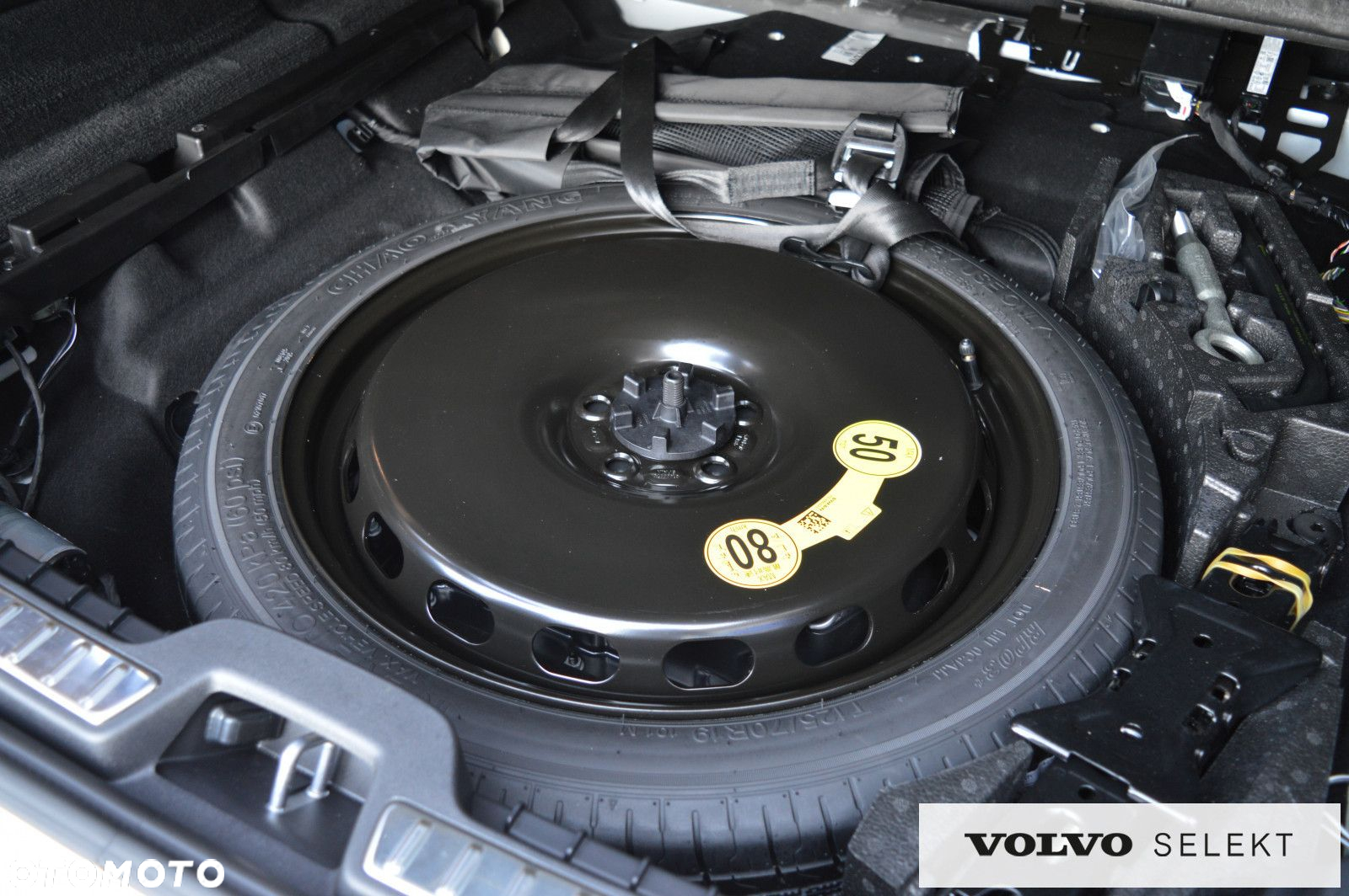 Volvo V90 Cross Country - 38