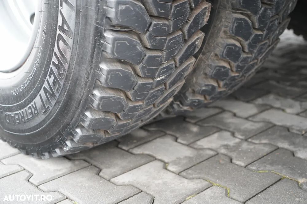 Renault C 430 / 6x4 / BASCUNĂ CU DOUĂ LATE / BASCUNĂ HIDRAULICĂ + HIAB 211 EP-3 HDS / EURO 6 / RADIOCOMANDĂ / ROTATOARE / CUPĂ - 26