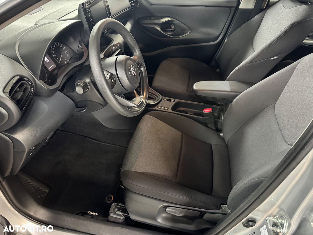 Toyota Yaris 1.5 VVT-i HSD Exclusive Style - 15