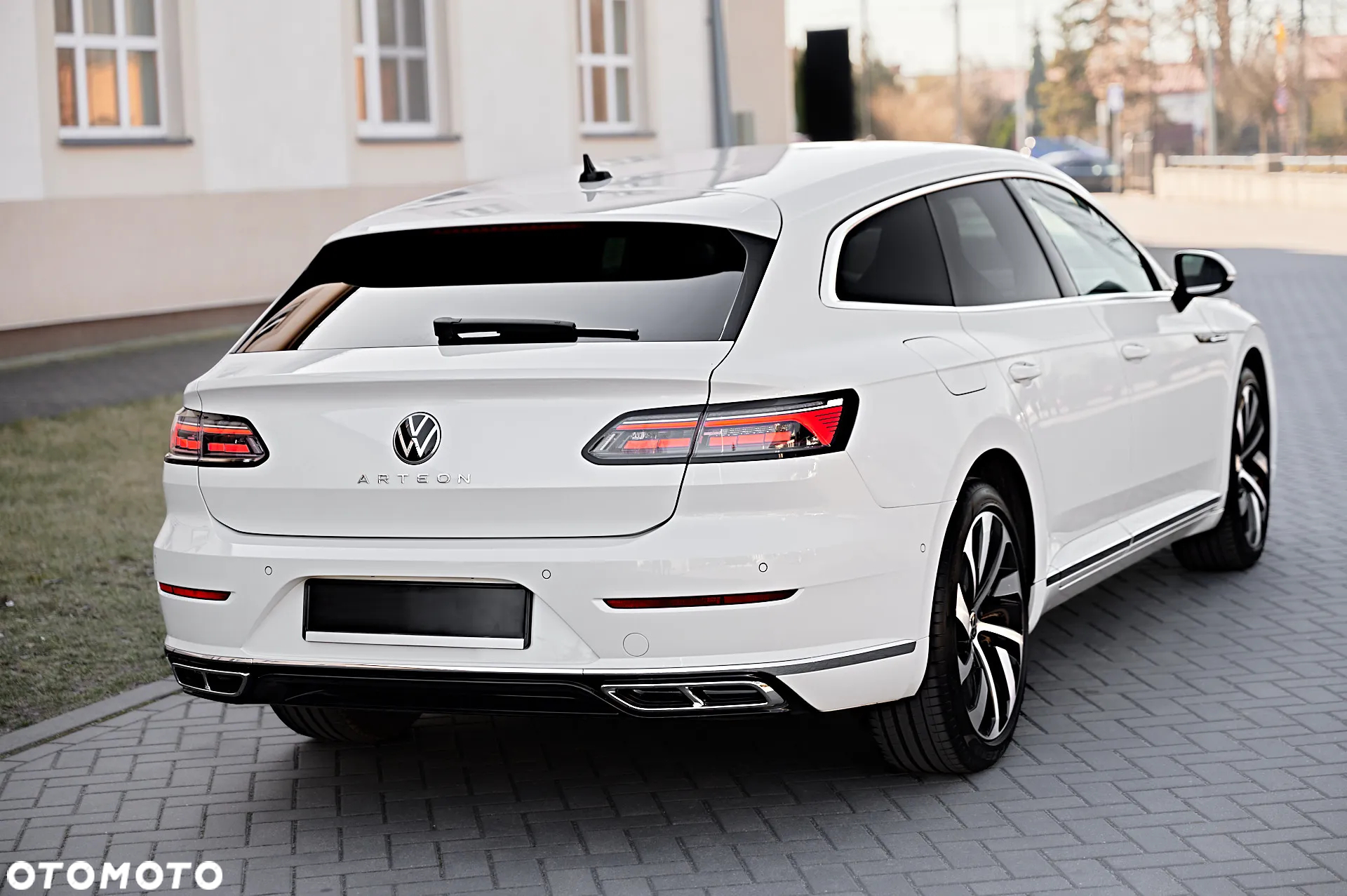 Volkswagen Arteon 2.0 TDI R-Line DSG - 16