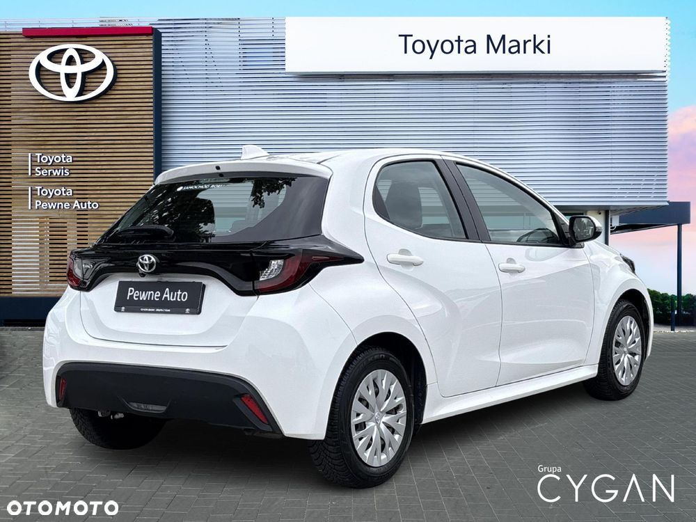 Toyota Yaris - 5