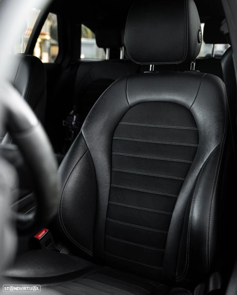 Mercedes-Benz C 300 e AMG Line - 19