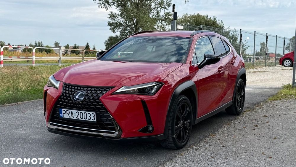 Lexus UX - 3