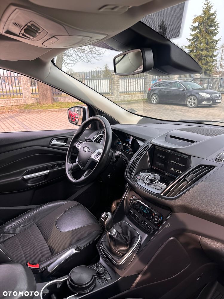 Ford Kuga 2.0 TDCi 4x4 Individual - 23