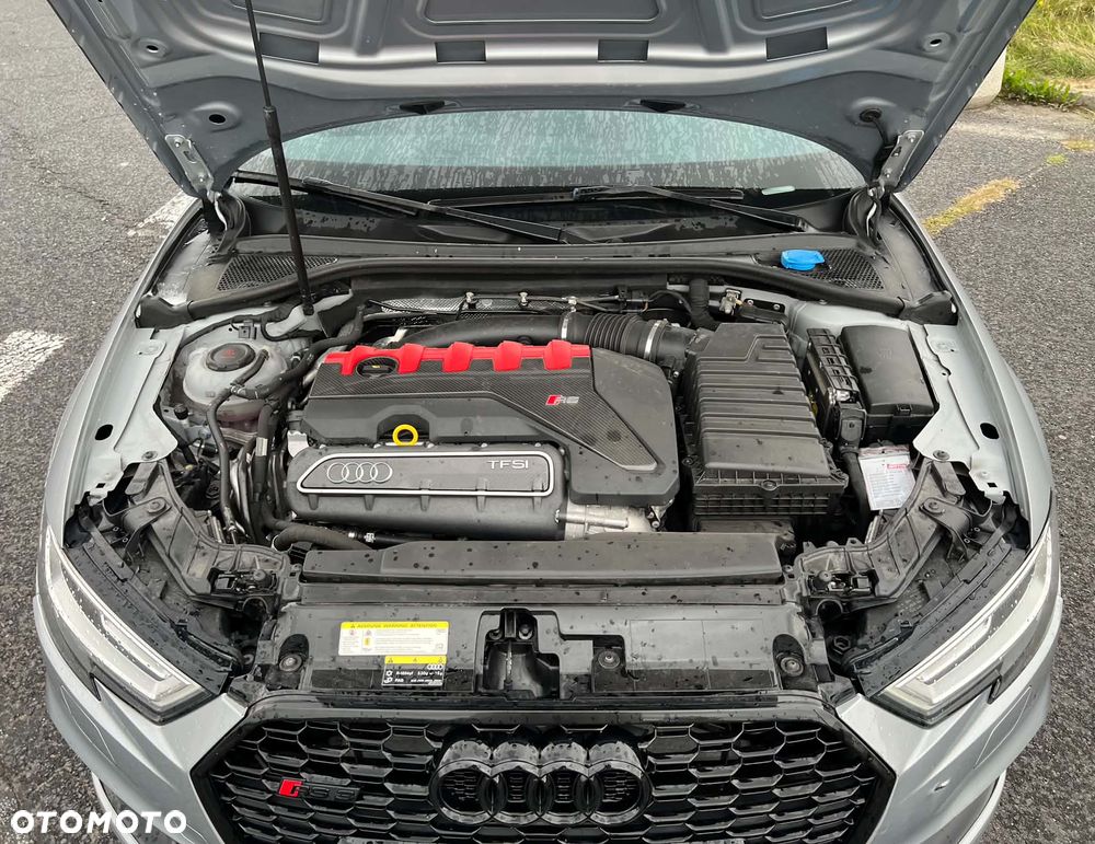 Audi RS3 Limousine - 12