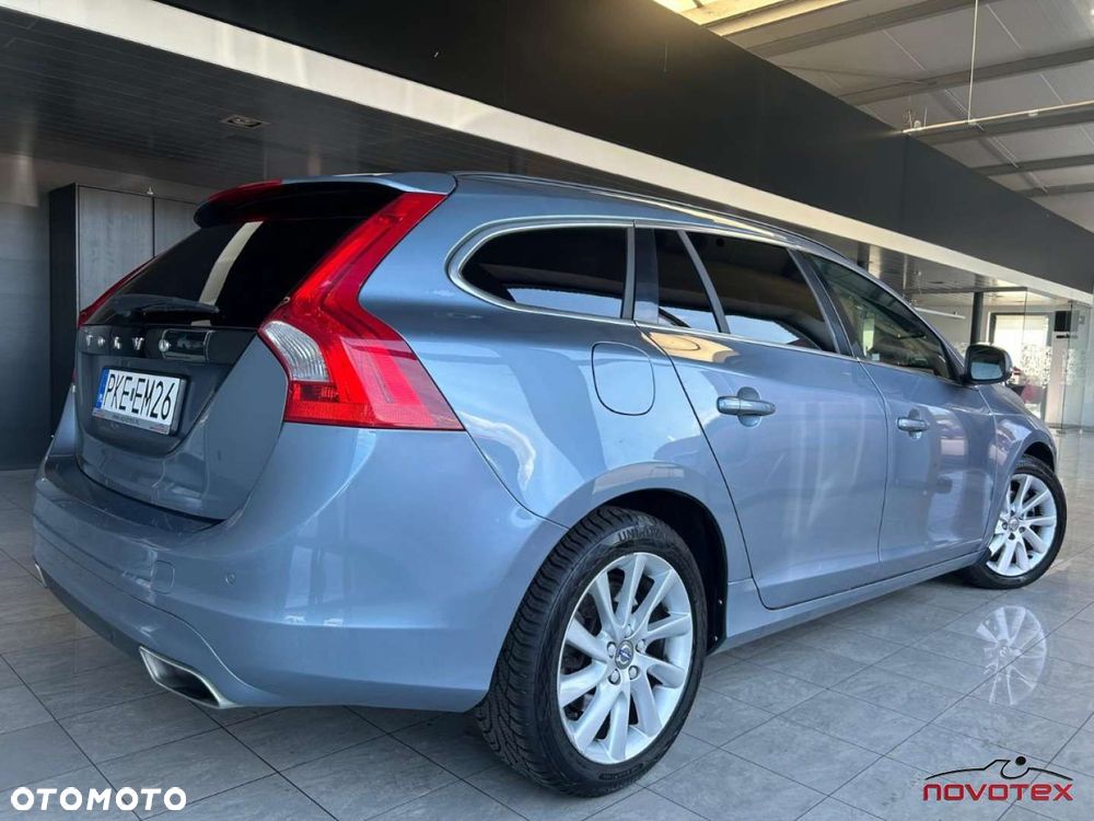 Volvo V60 D2 Drive-E Summum - 2
