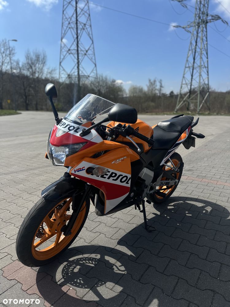Honda CBR - 9