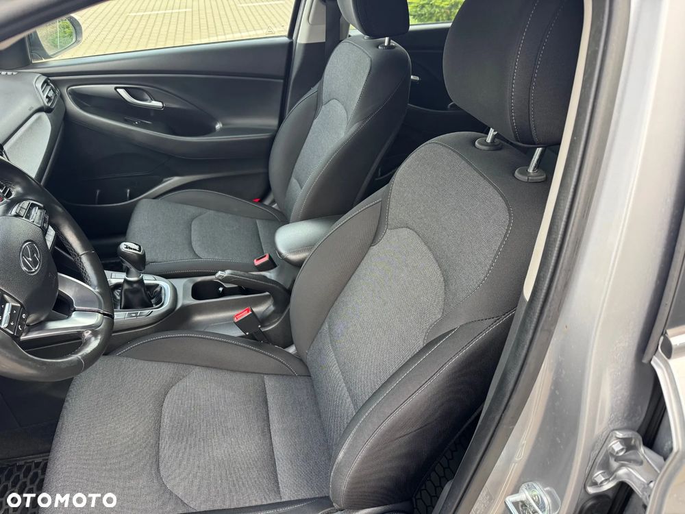 Hyundai i30 1.5 DPI Comfort - 12