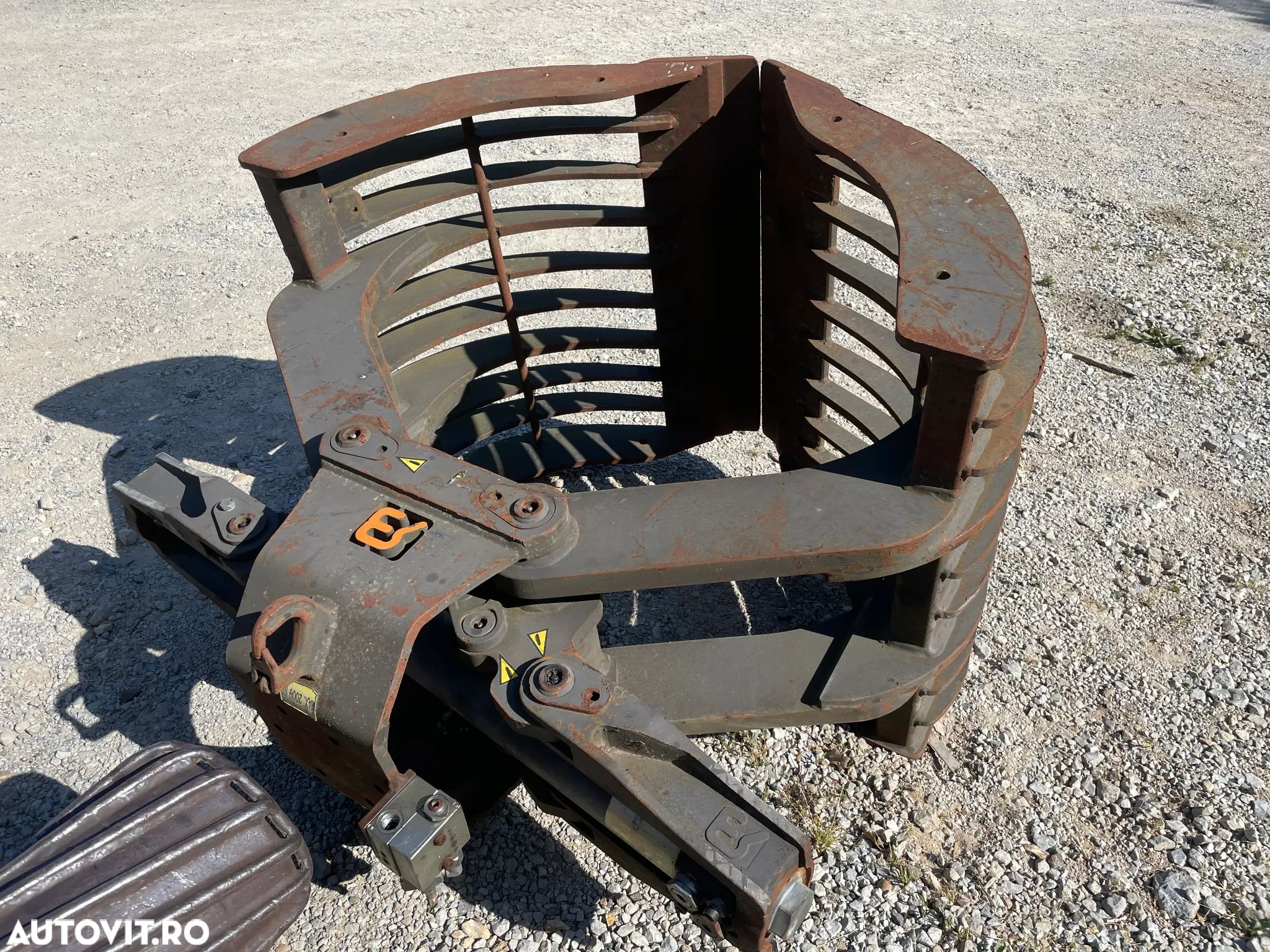 Graifer sortare pentru excavatoare de 12-18 tone - 1