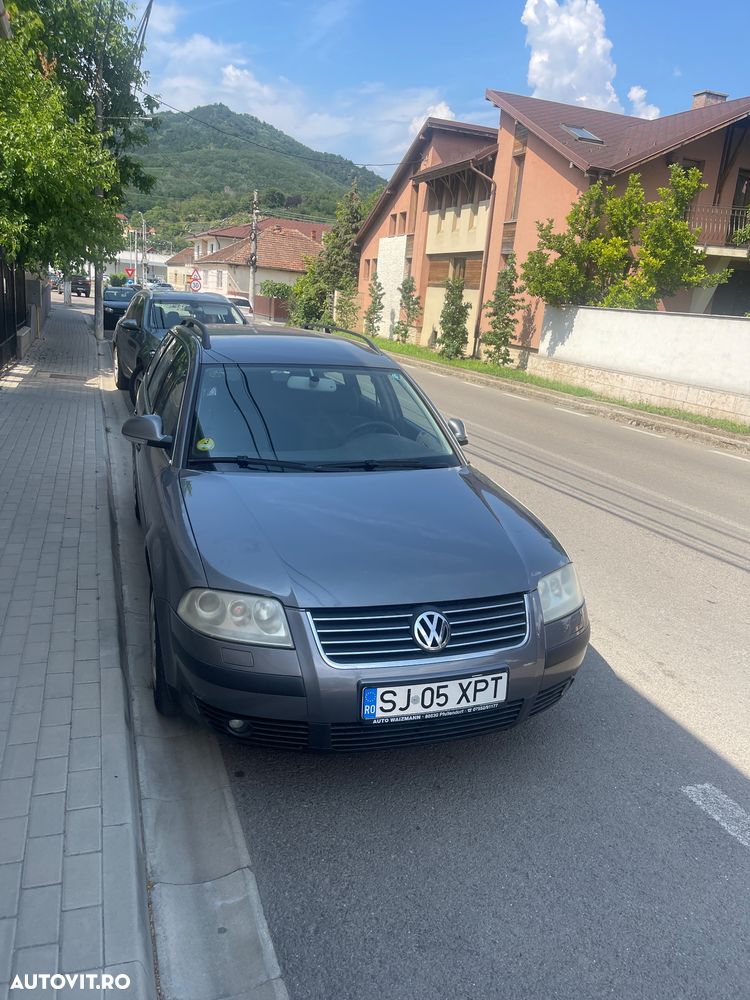Volkswagen Passat 1.9 TDI 4Motion - 1