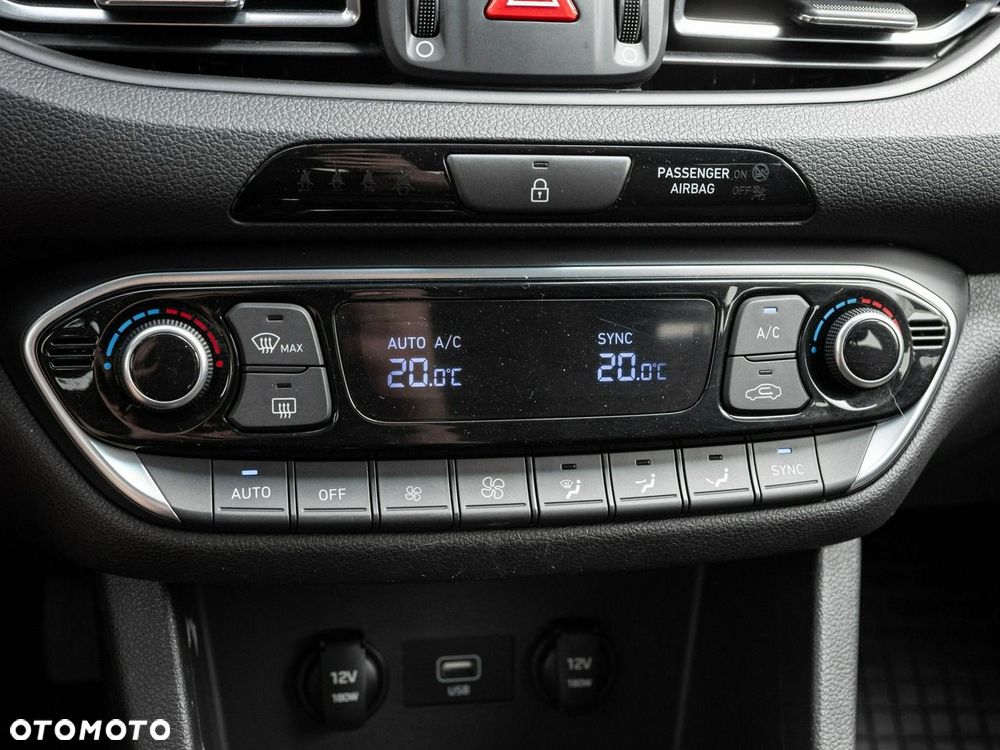 Hyundai i30 - 17