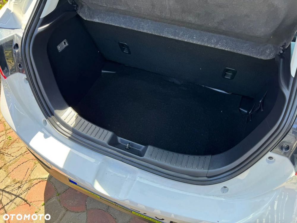 Mazda 2 - 9