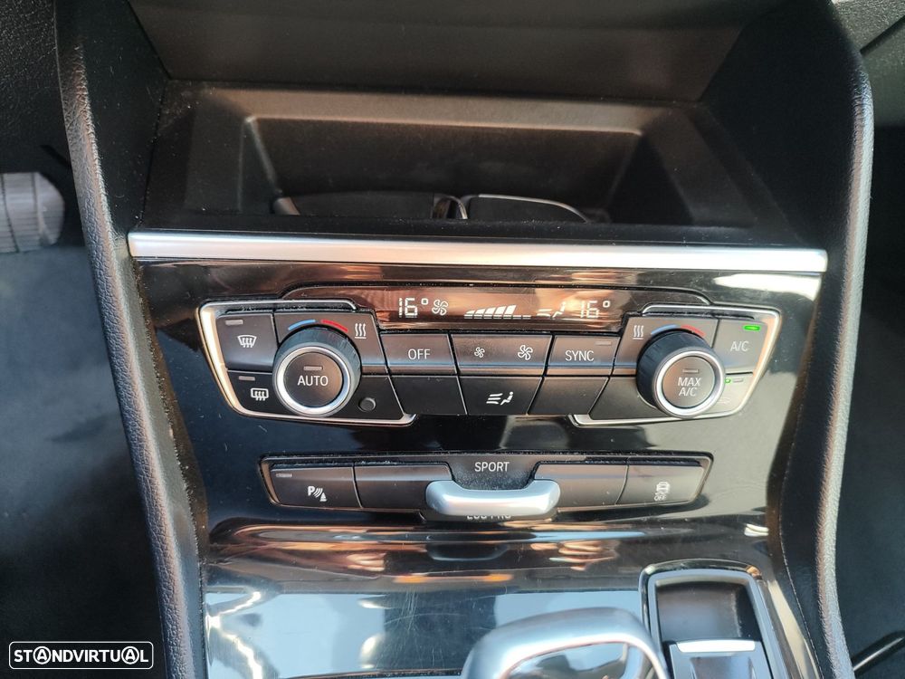 BMW 216 Gran Tourer d Auto - 17